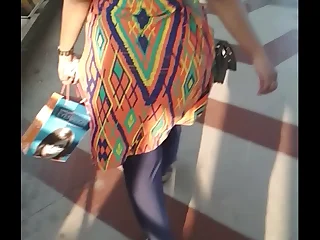Big Indian aunty ass on foot